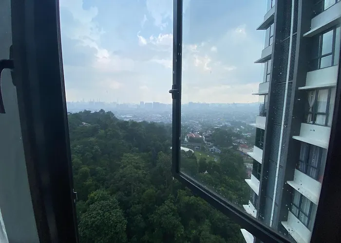 Ayuman Suites, Gombak With Kl City View