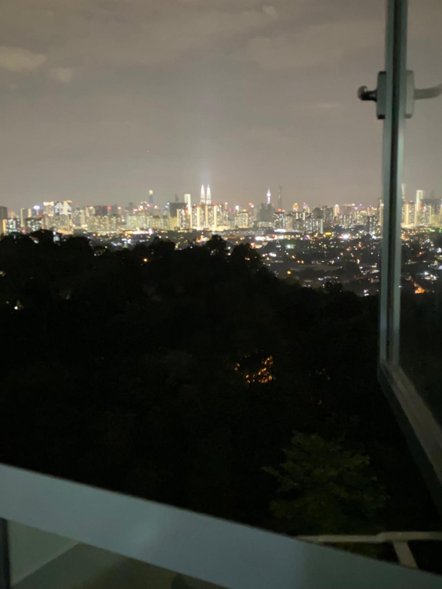Ayuman Suites, Gombak With Kl View *