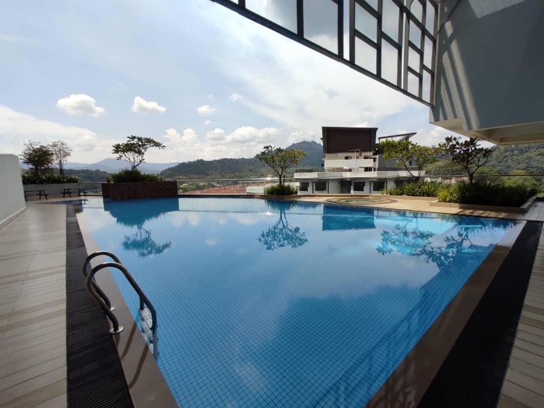 Apartment Ayuman Suites, Gombak With Kl View