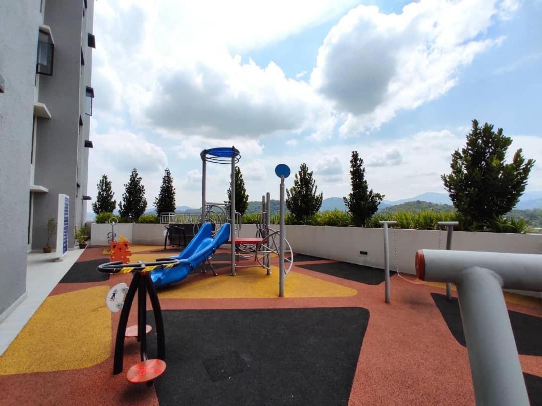 Ayuman Suites, Gombak With Kl View